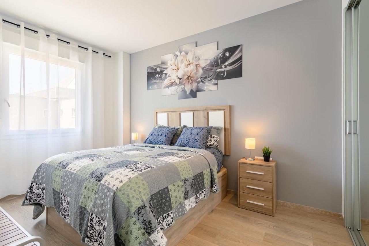 Apartment With Free Parking And Pool Bormujos Zewnętrze zdjęcie
