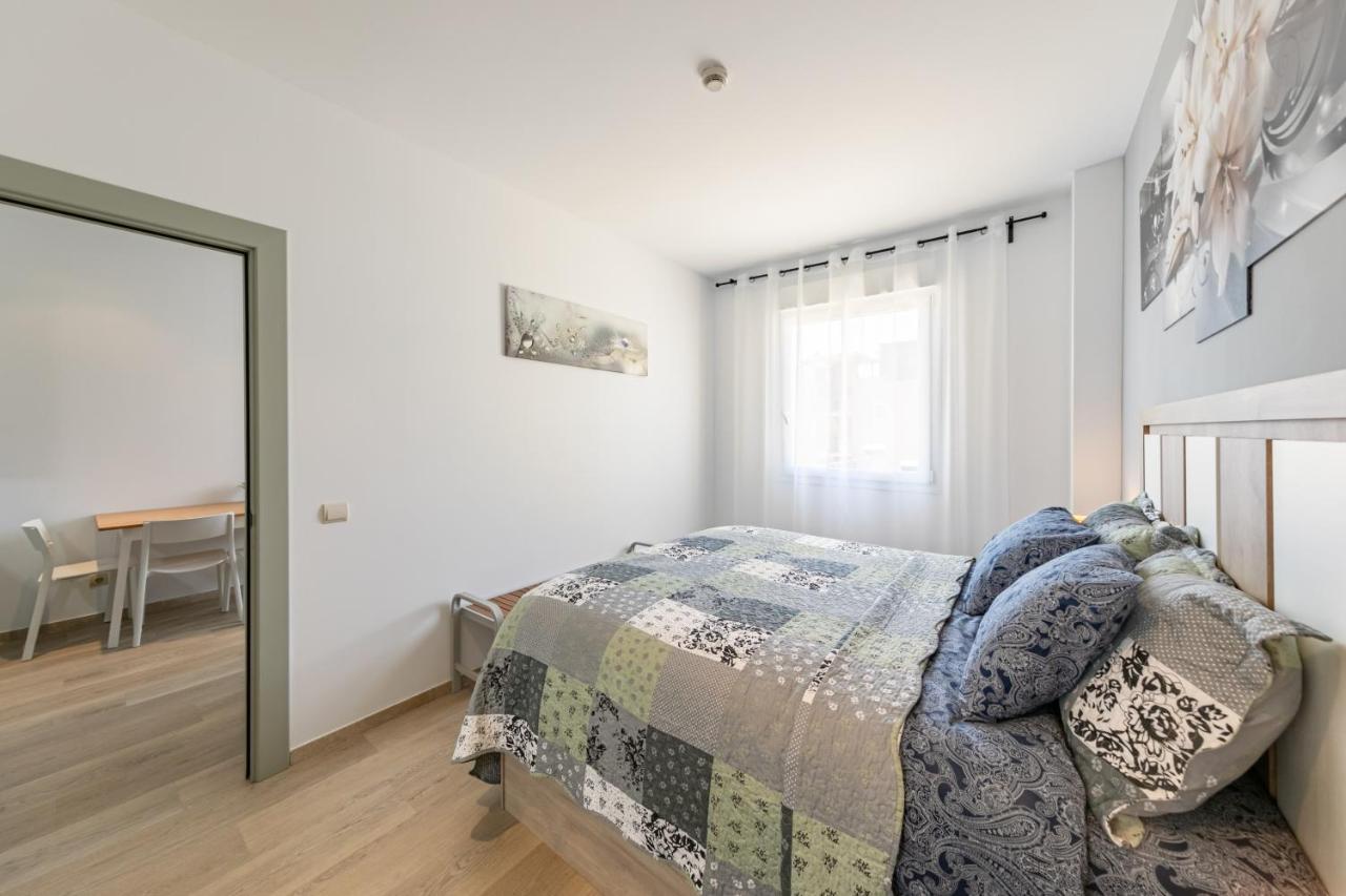 Apartment With Free Parking And Pool Bormujos Zewnętrze zdjęcie