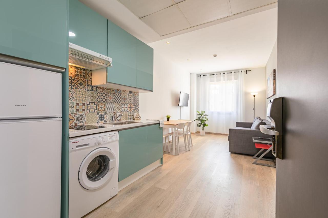 Apartment With Free Parking And Pool Bormujos Zewnętrze zdjęcie