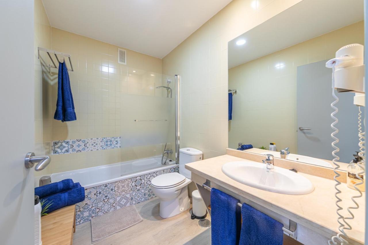 Apartment With Free Parking And Pool Bormujos Zewnętrze zdjęcie