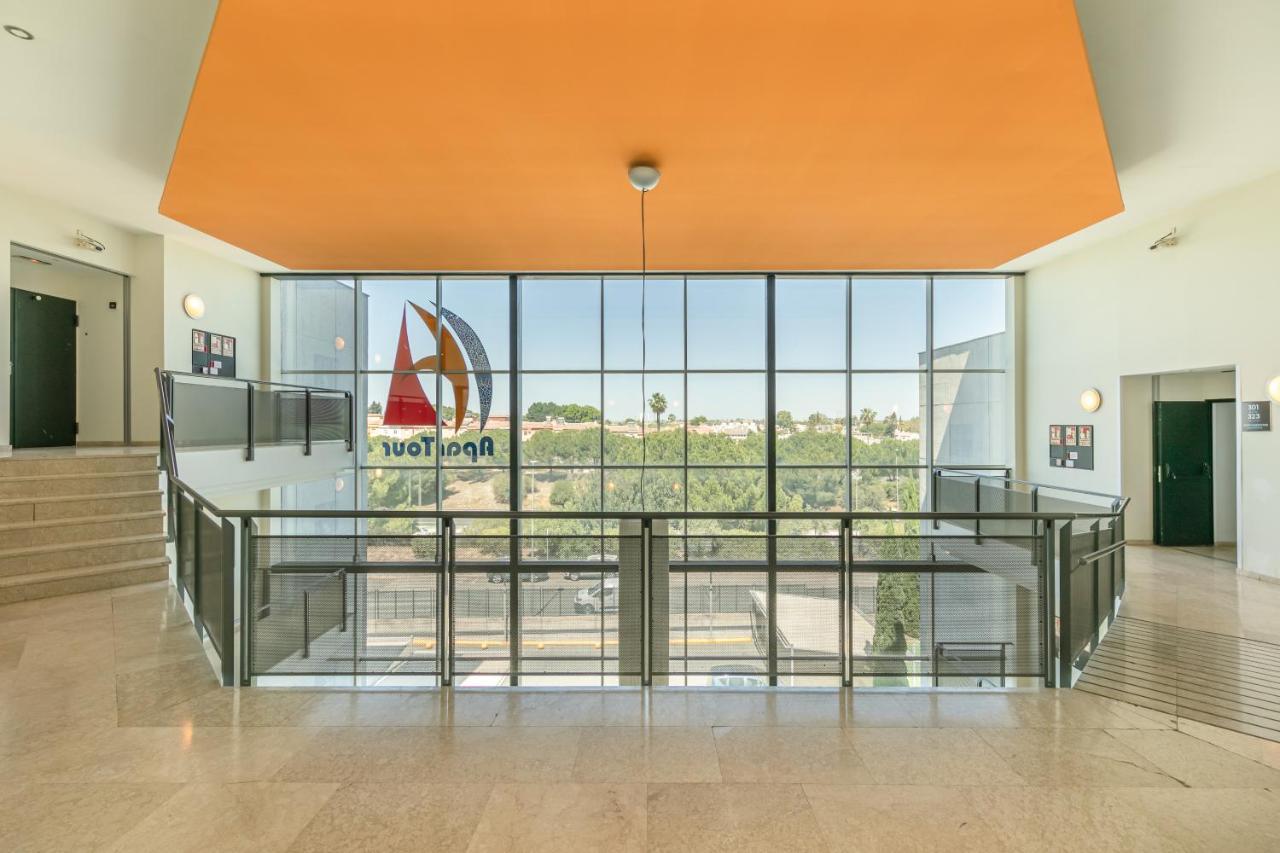 Apartment With Free Parking And Pool Bormujos Zewnętrze zdjęcie