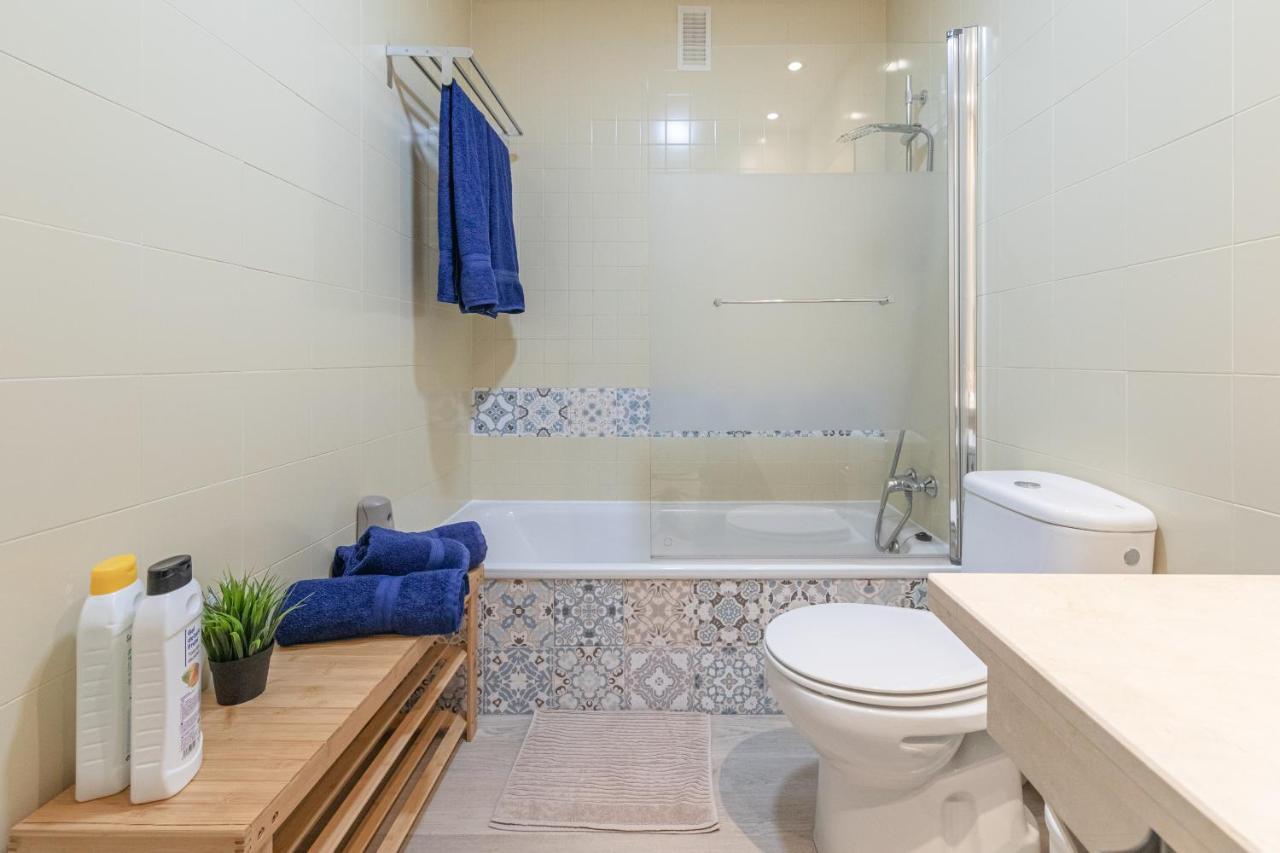 Apartment With Free Parking And Pool Bormujos Zewnętrze zdjęcie