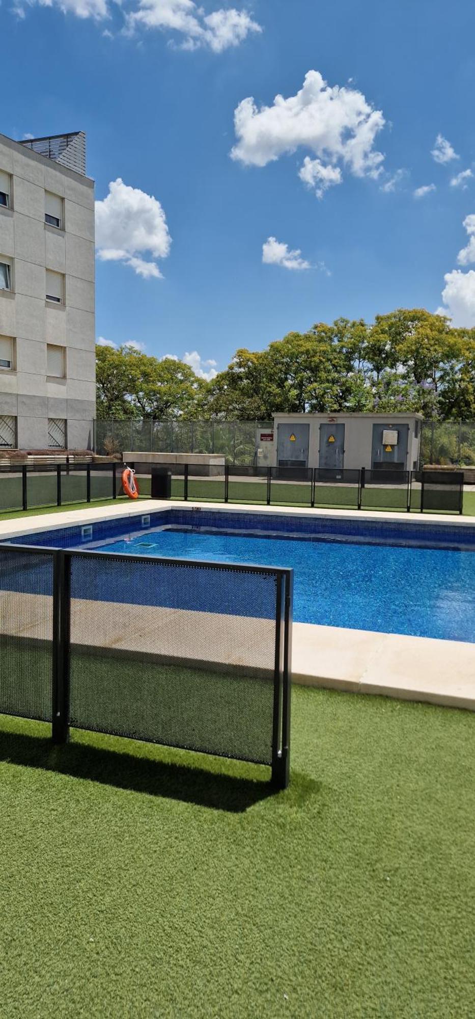 Apartment With Free Parking And Pool Bormujos Zewnętrze zdjęcie