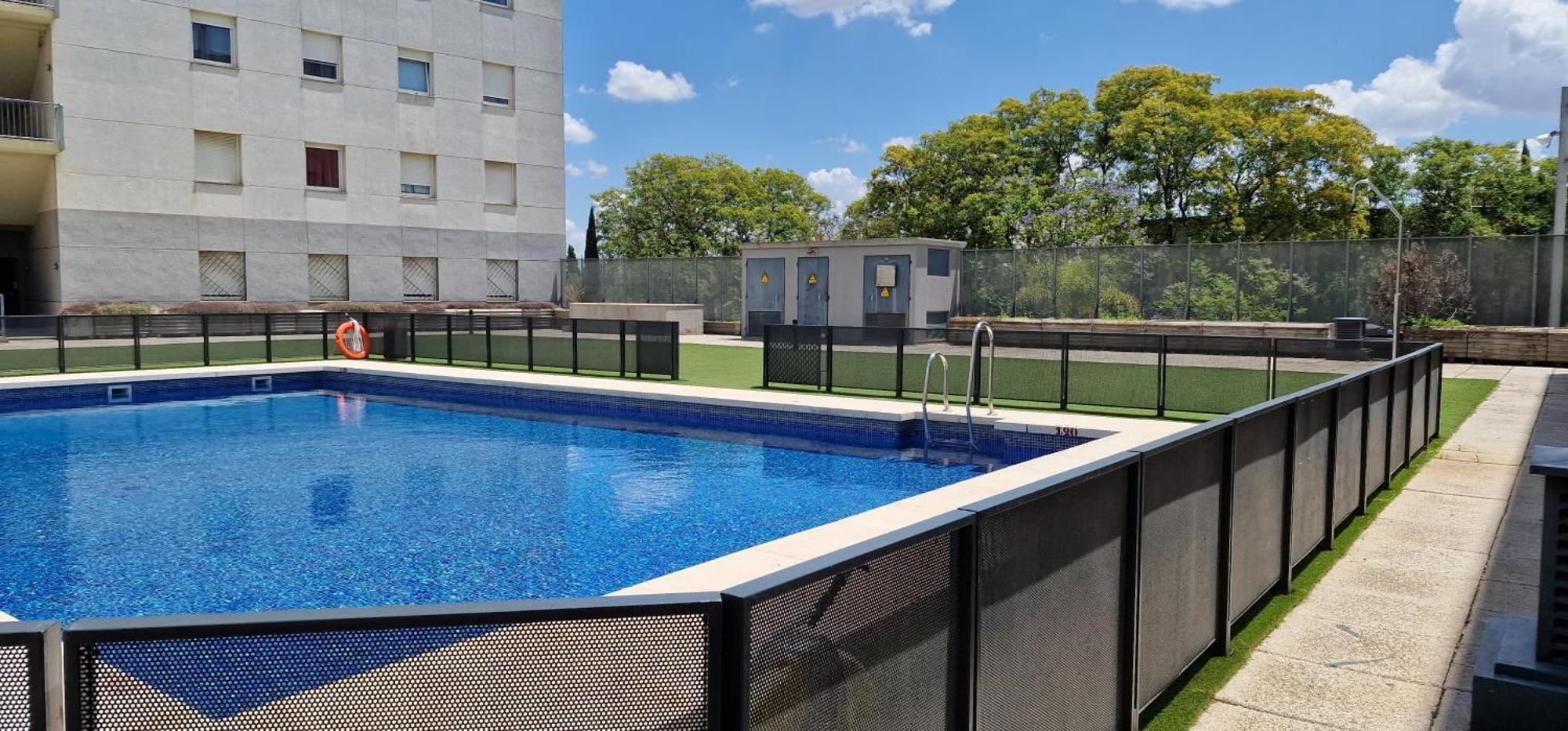 Apartment With Free Parking And Pool Bormujos Zewnętrze zdjęcie
